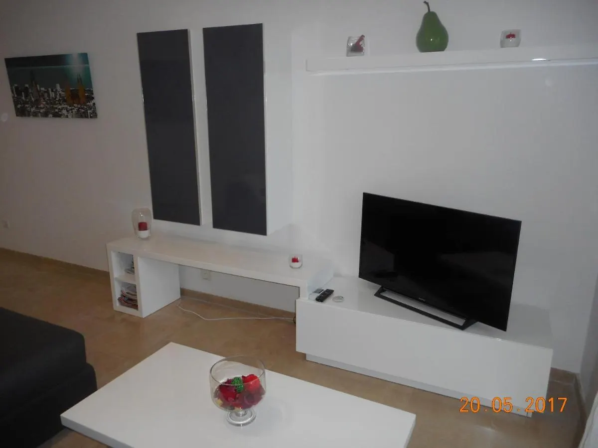 2105-Apt 2 Bedrooms, On The Beach, Port View, Pool Manilva Apartment