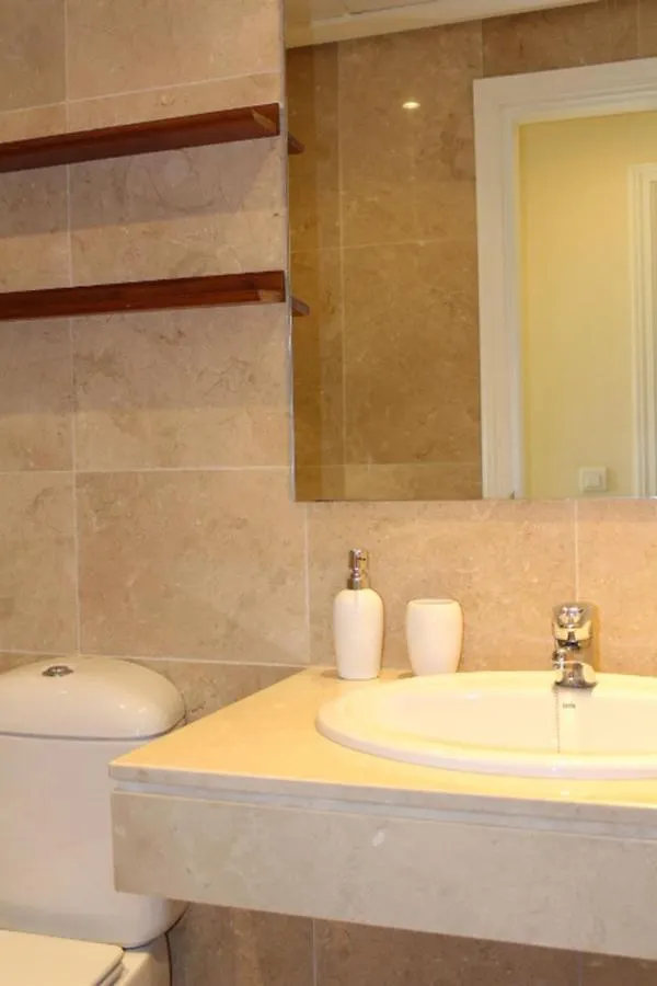 2105-Apt 2 Bedrooms, On The Beach, Port View, Pool Manilva